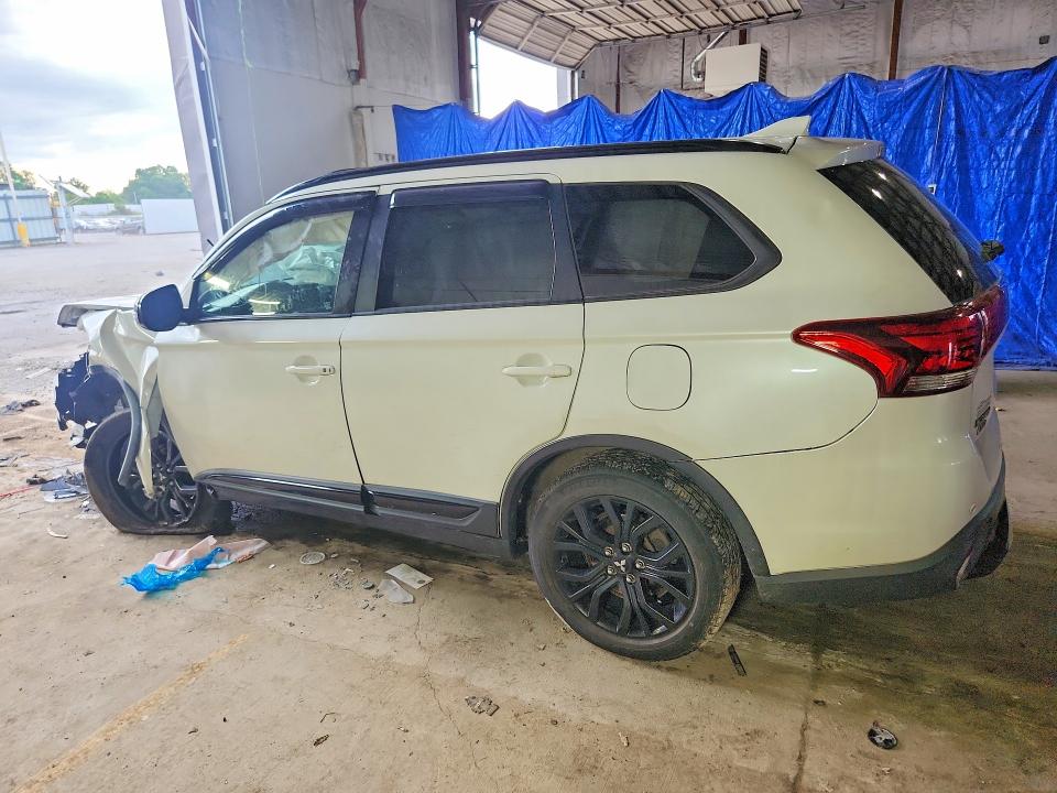 Продаж на аукціоні авто 2018 Mitsubishi Outlander, vin: JA4AD3A33JZ033598, номер лоту: 55957406