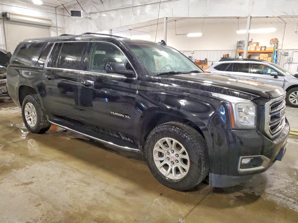 57701956 :رقم المزاد ، 1GKS2GKC9HR271525 vin ، 2017 Gmc Yukon Xl مزاد بيع