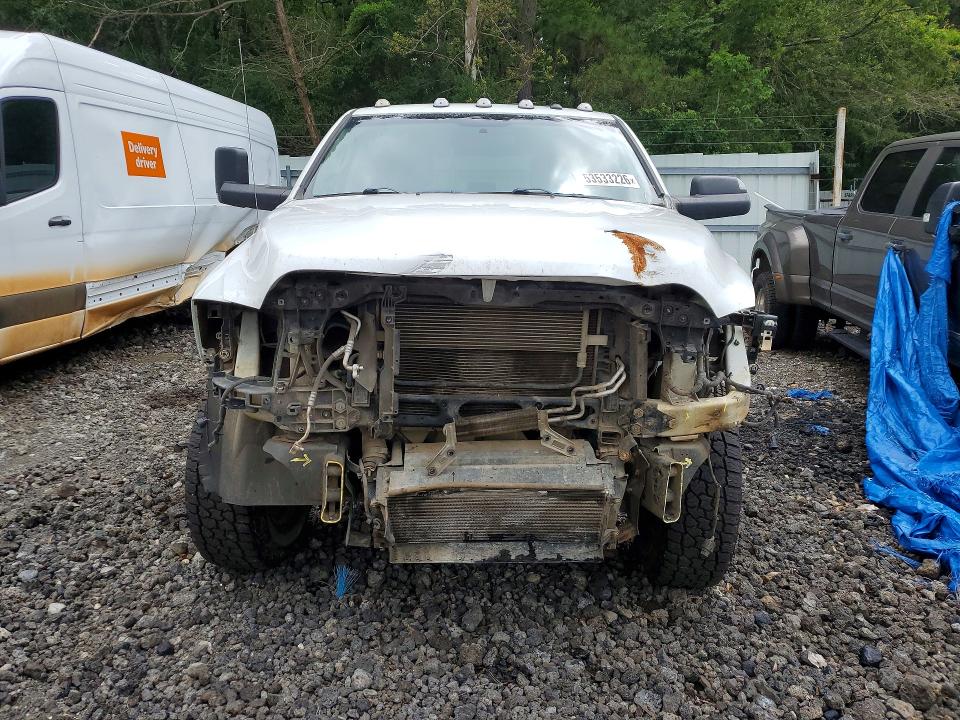53533226 :رقم المزاد ، 3C63R3GLXJG412628 vin ، 2018 Ram 3500 مزاد بيع