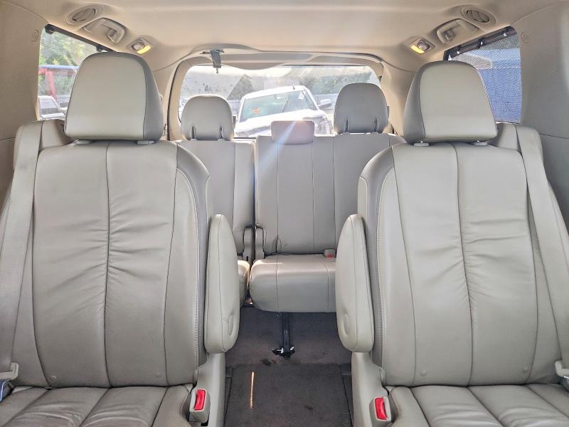 Продажа на аукционе авто 2011 Toyota Sienna, vin: 5TDYK3DC4BS157579, номер лота: 55596156