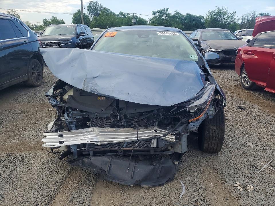 56443936 :رقم المزاد ، 5YFEPMAE0NP282849 vin ، 2022 Toyota Corolla مزاد بيع