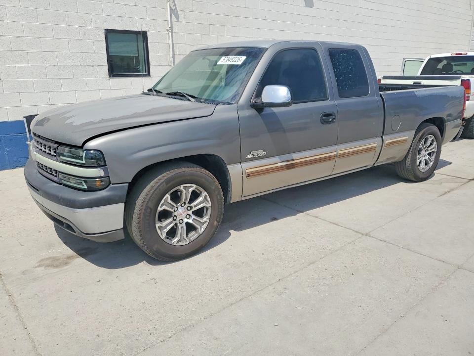 57849226 :رقم المزاد ، 2GCEC19V221338914 vin ، 2002 Chevrolet Silverado مزاد بيع