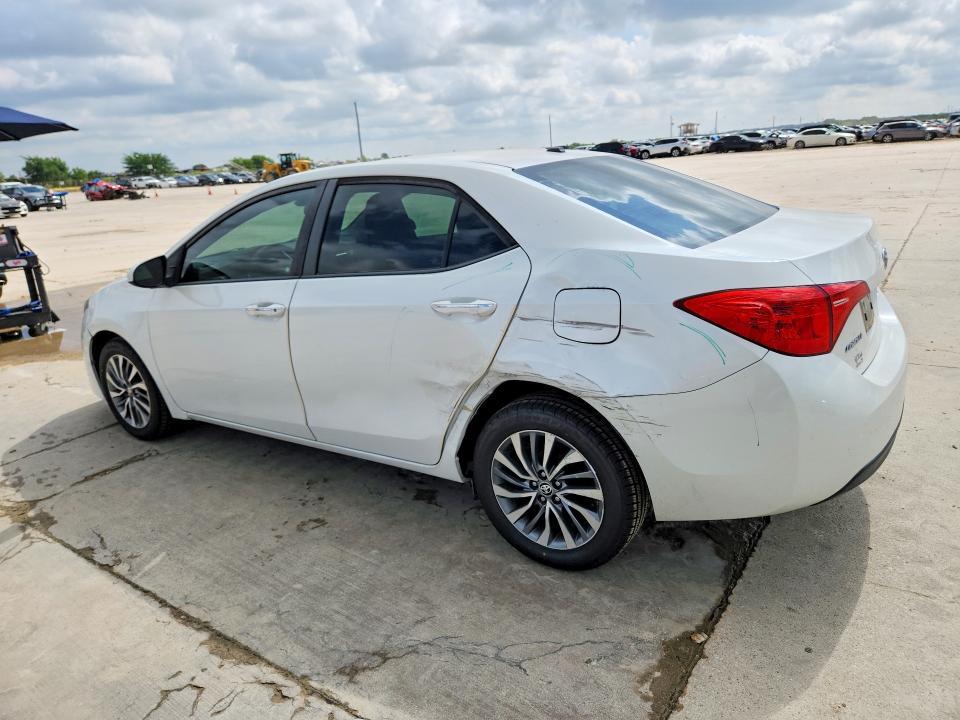 2017 Toyota Corolla მანქანა იყიდება აუქციონზე, vin: 5YFBURHE5HP581577, აუქციონის ნომერი: 55860846
