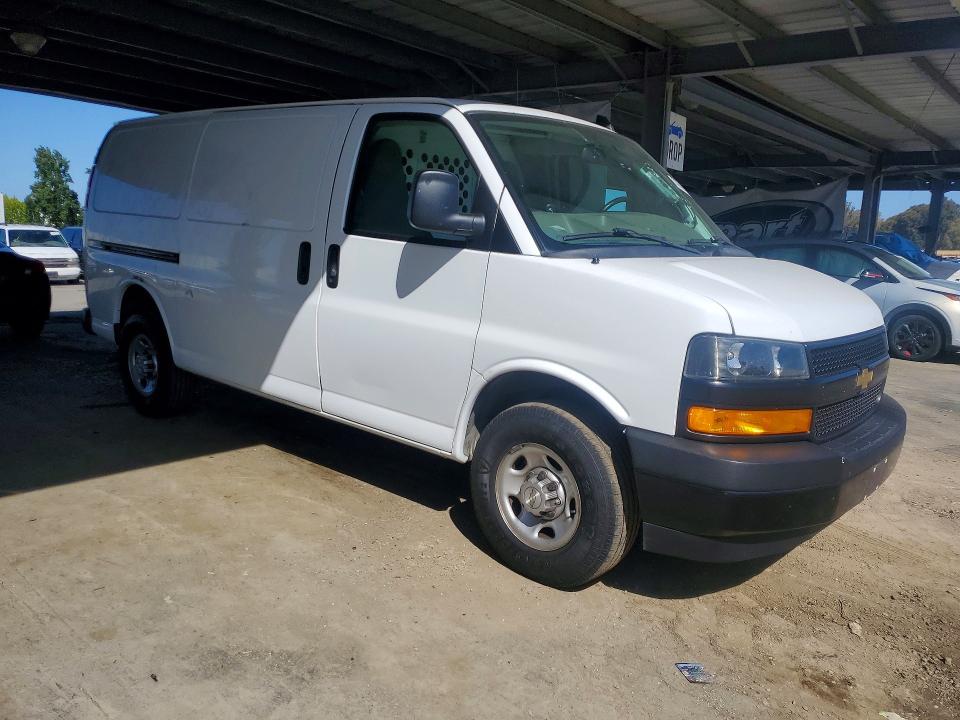 Продаж на аукціоні авто 2021 Chevrolet Express G2500, vin: 1GCWGAFP4M1199490, номер лоту: 53649826