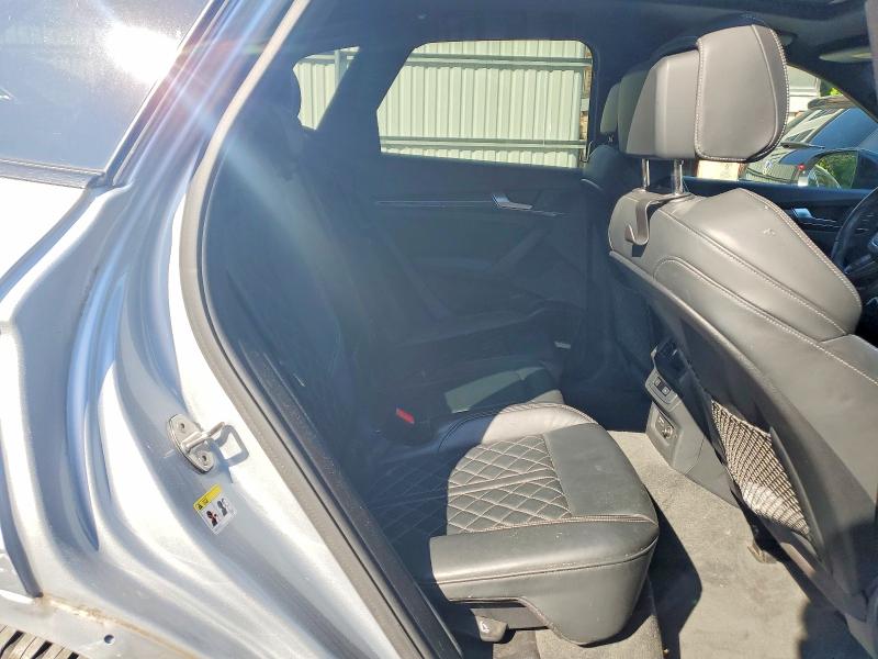 55545366 :رقم المزاد ، WA1B4AFY3L2064374 vin ، 2020 Audi Sq5 مزاد بيع