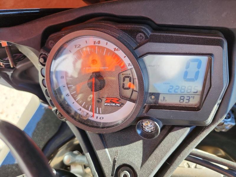 56585956 :رقم المزاد ، JS1GN7EA982106189 vin ، 2008 Suzuki Gsx-r600 مزاد بيع