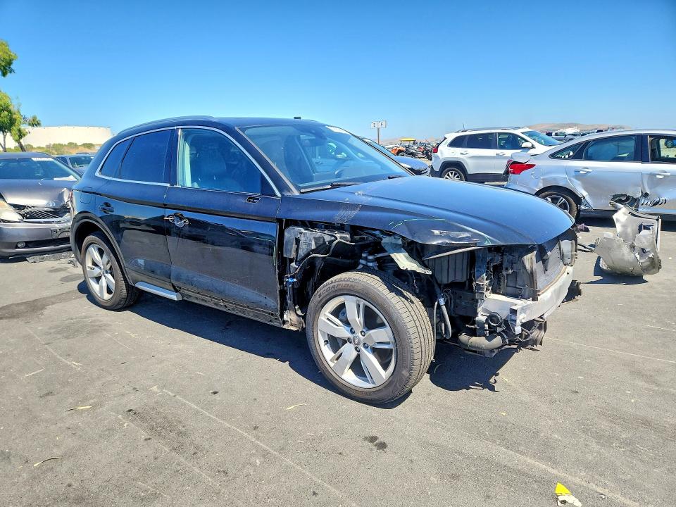 55783566 :رقم المزاد ، WA1BNAFY6J2102402 vin ، 2018 Audi Q5 مزاد بيع
