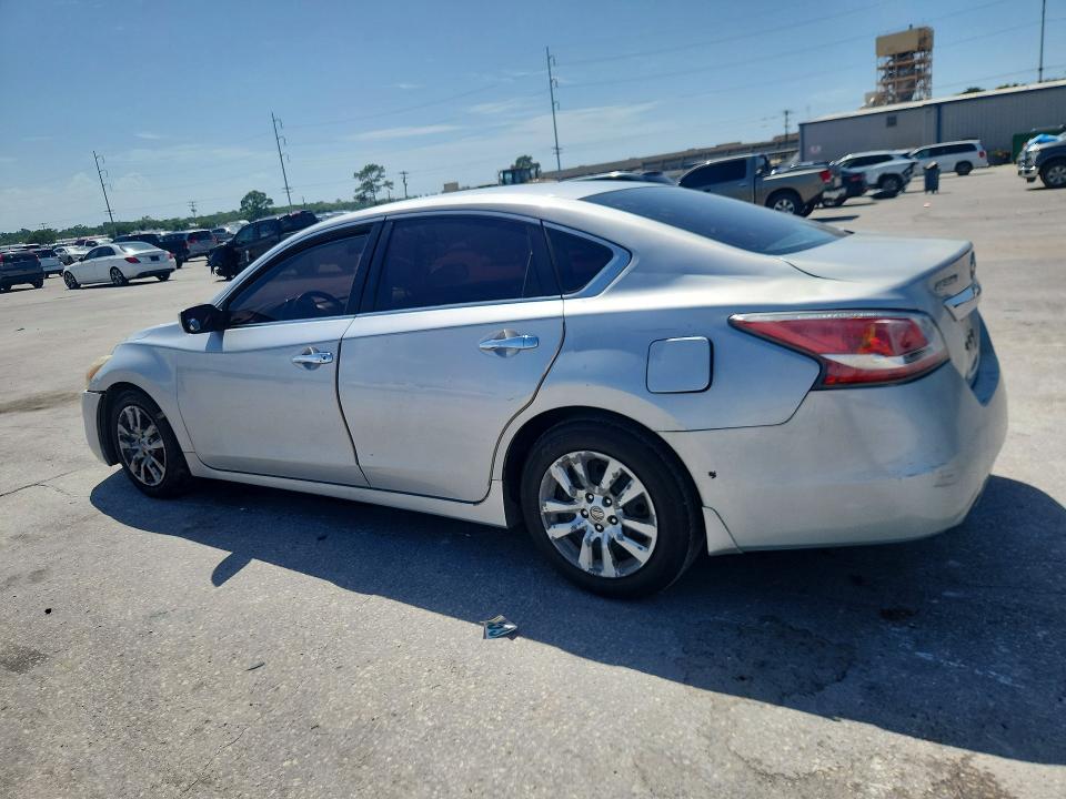 58621336 :رقم المزاد ، 1N4AL3AP2FN882847 vin ، 2015 Nissan Altima مزاد بيع