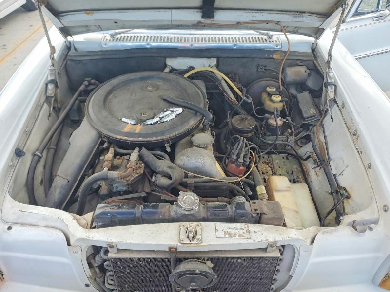 57533306 :رقم المزاد ، 11401012004611 vin ، 1968 Mercedes-benz 250 مزاد بيع