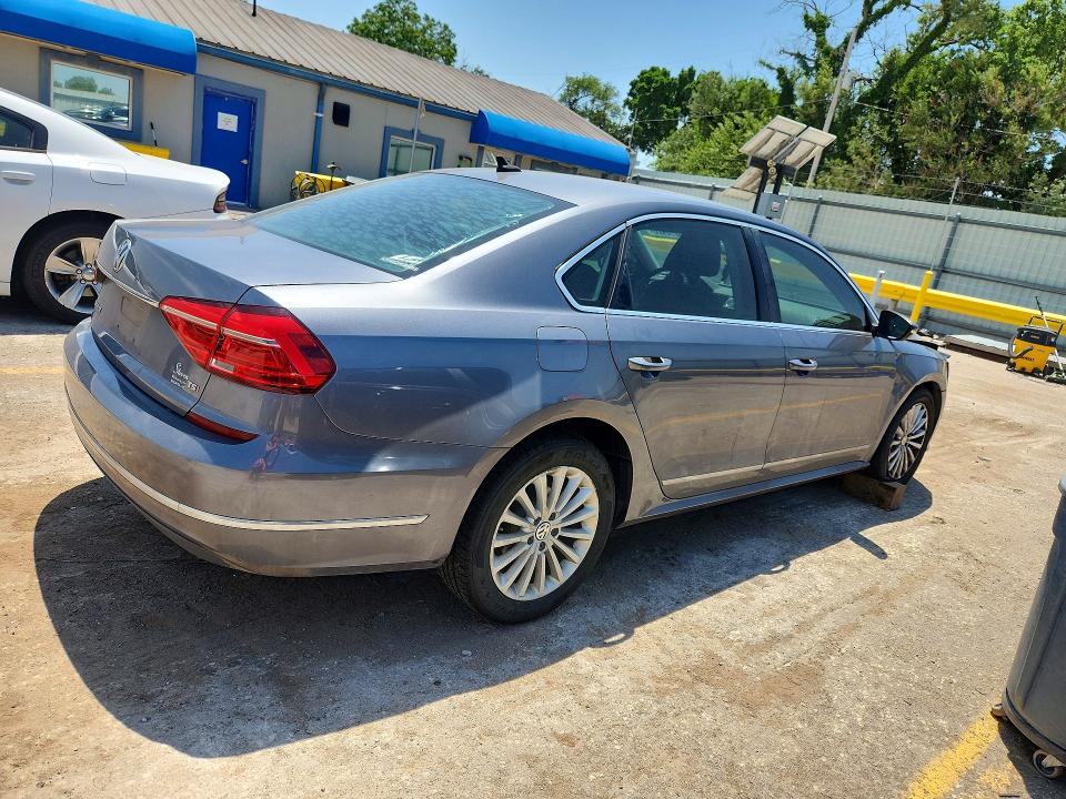 Aukcja sprzedaży 2016 Volkswagen Passat, vin: 1VWBS7A35GC021601, numer aukcji: 56370426