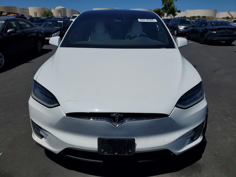 2016 Tesla Model X მანქანა იყიდება აუქციონზე, vin: 5YJXCAE23GF003279, აუქციონის ნომერი: 55218596