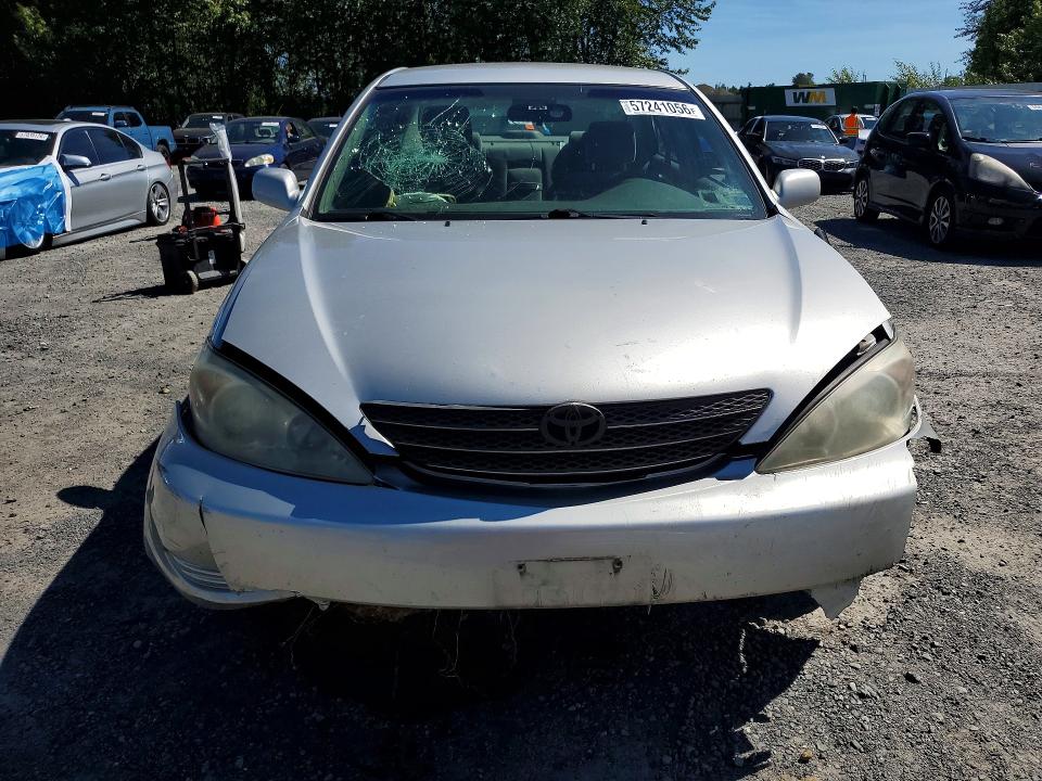 57241056 :رقم المزاد ، 4T1BF32K73U560890 vin ، 2003 Toyota Camry مزاد بيع