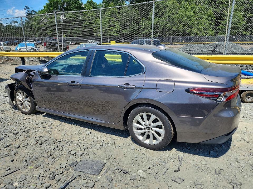 Продаж на аукціоні авто 2022 Toyota Camry, vin: 4T1C11AK5NU004203, номер лоту: 57784926