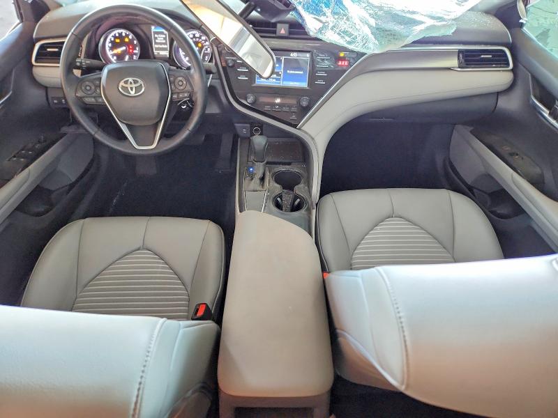 56678396 :رقم المزاد ، 4T1B11HK4JU537395 vin ، 2018 Toyota Camry مزاد بيع