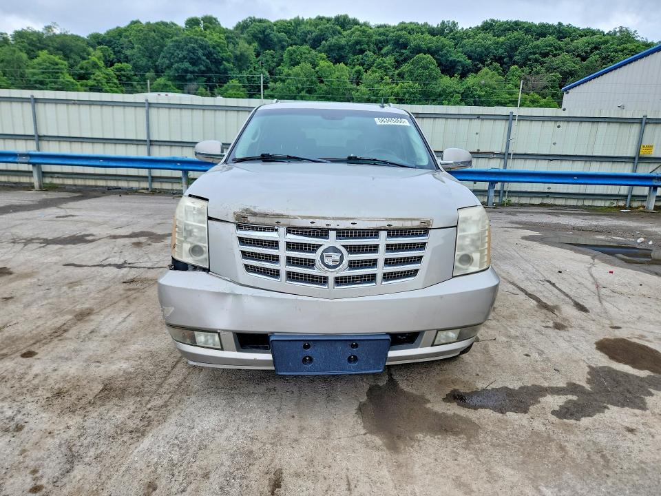 2007 Cadillac Escalade მანქანა იყიდება აუქციონზე, vin: 1GYFK66877R299393, აუქციონის ნომერი: 58349366