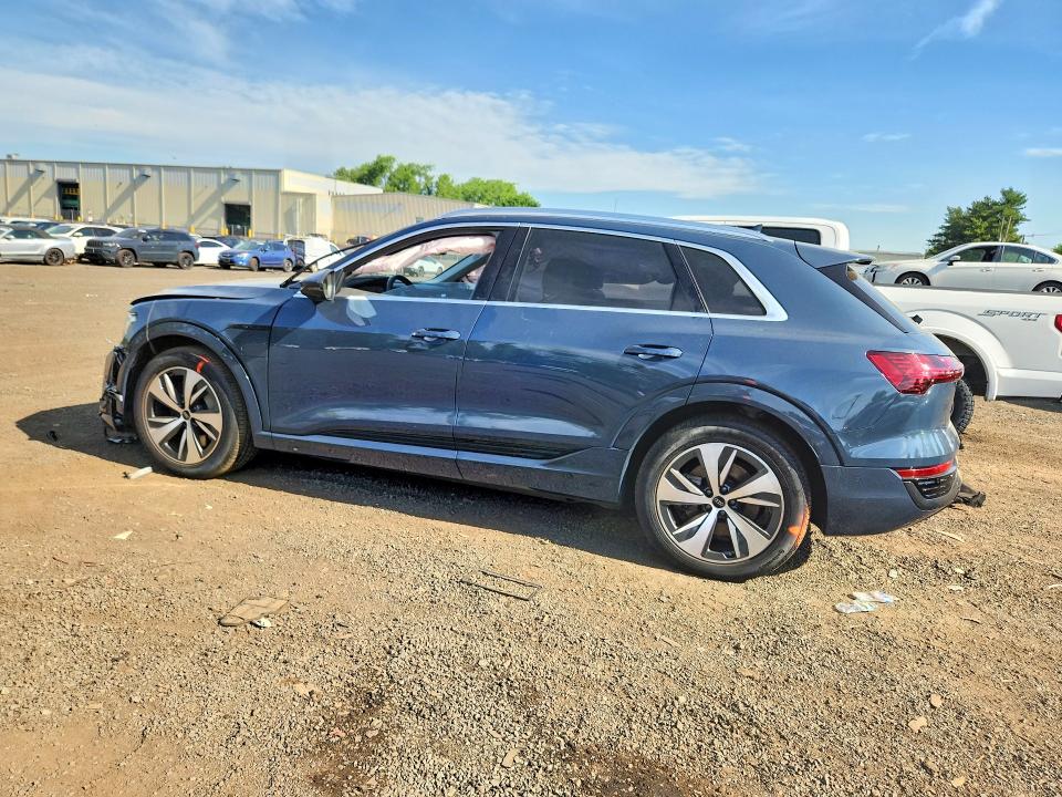 Продажа на аукционе авто 2024 Audi Q8 E-tron, vin: WA15AAGE7RB021708, номер лота: 56295186