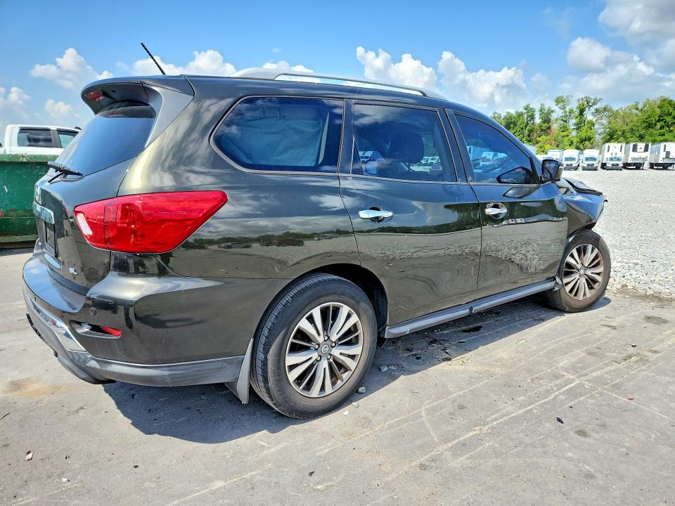 Продажа на аукционе авто 2017 Nissan Pathfinder, vin: 5N1DR2MN3HC640038, номер лота: 58618186
