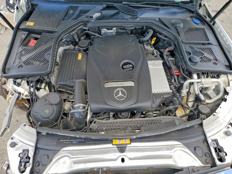 57294556 :رقم المزاد ، 55SWF4KB7FU041409 vin ، 2015 Mercedes-benz C مزاد بيع