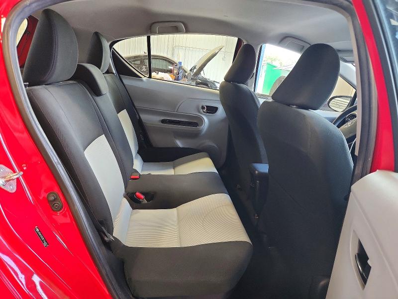2014 Toyota Prius C მანქანა იყიდება აუქციონზე, vin: JTDKDTB33E1560327, აუქციონის ნომერი: 56951736