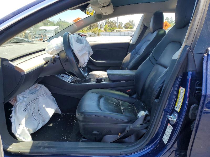 Продажа на аукционе авто 2018 Tesla Model 3, vin: 5YJ3E1EA5JF005493, номер лота: 57495326
