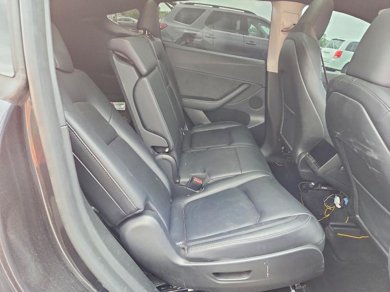56530136 :رقم المزاد ، 7SAYGAEE6RF029884 vin ، 2024 Tesla Model Y مزاد بيع