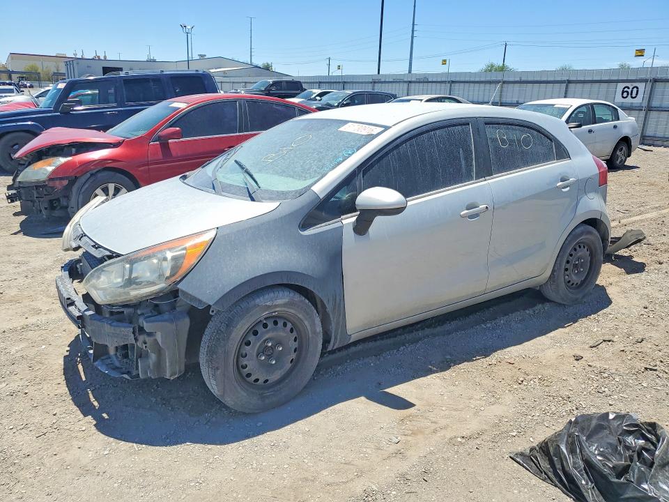 51730916 :رقم المزاد ، KNADN5A35D6103813 vin ، 2013 Kia Rio 5-door مزاد بيع