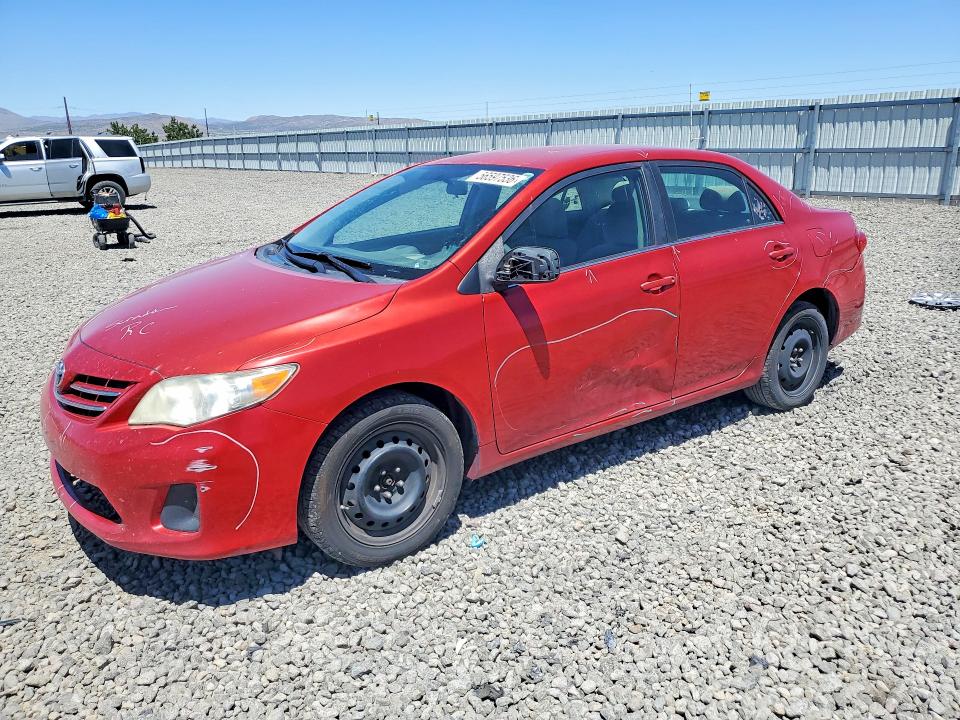 56597536 :رقم المزاد ، 5YFBU4EE1DP157427 vin ، 2013 Toyota Corolla مزاد بيع