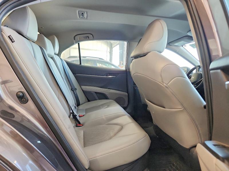58885886 :رقم المزاد ، 4T1F31AK3NU572067 vin ، 2022 Toyota Camry مزاد بيع