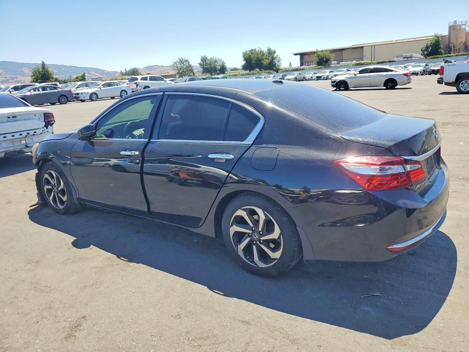 Продажа на аукционе авто 2017 Honda Accord, vin: 1HGCR2F85HA008968, номер лота: 55725846