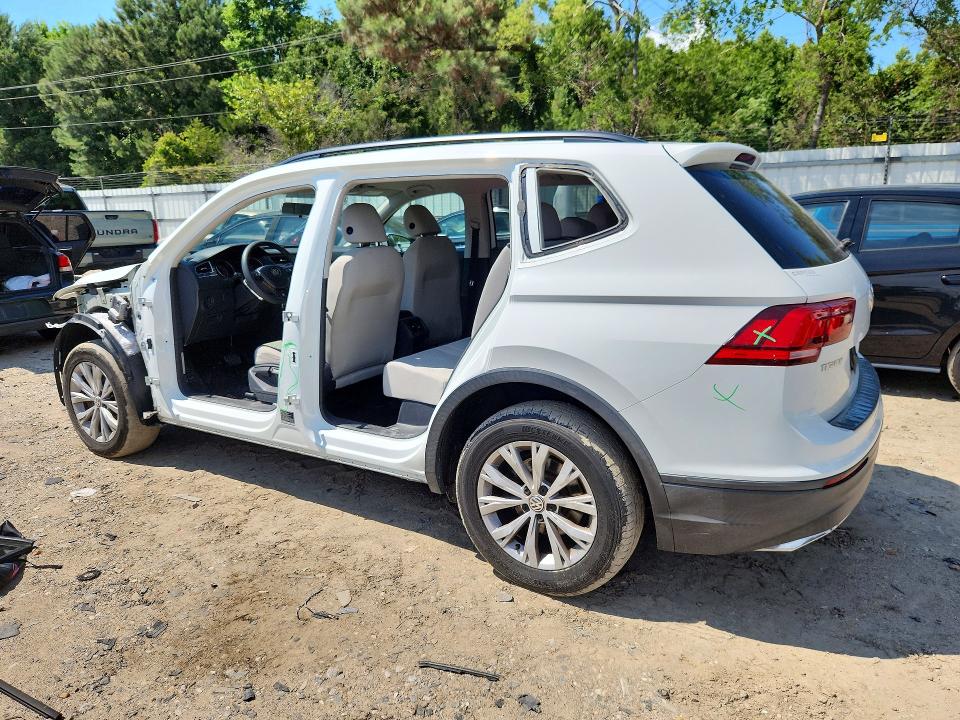 57932566 :رقم المزاد ، 3VV1B7AX0KM125553 vin ، 2019 Volkswagen Tiguan مزاد بيع