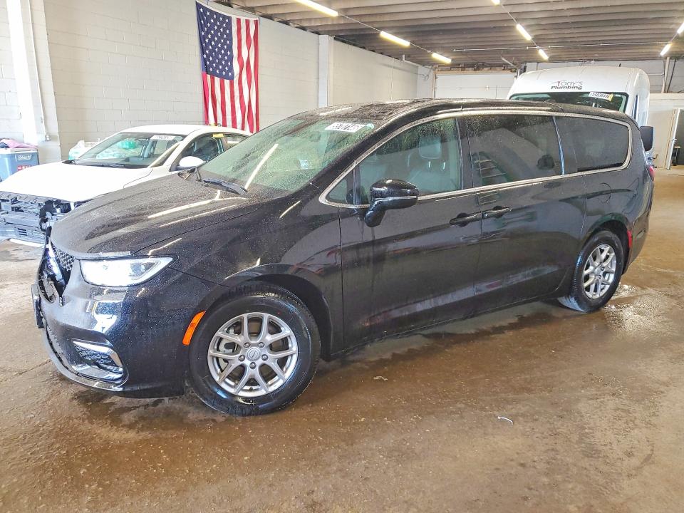 2025 Chrysler Pacifica მანქანა იყიდება აუქციონზე, vin: 2C4RC1BG3SR614726, აუქციონის ნომერი: 55707146