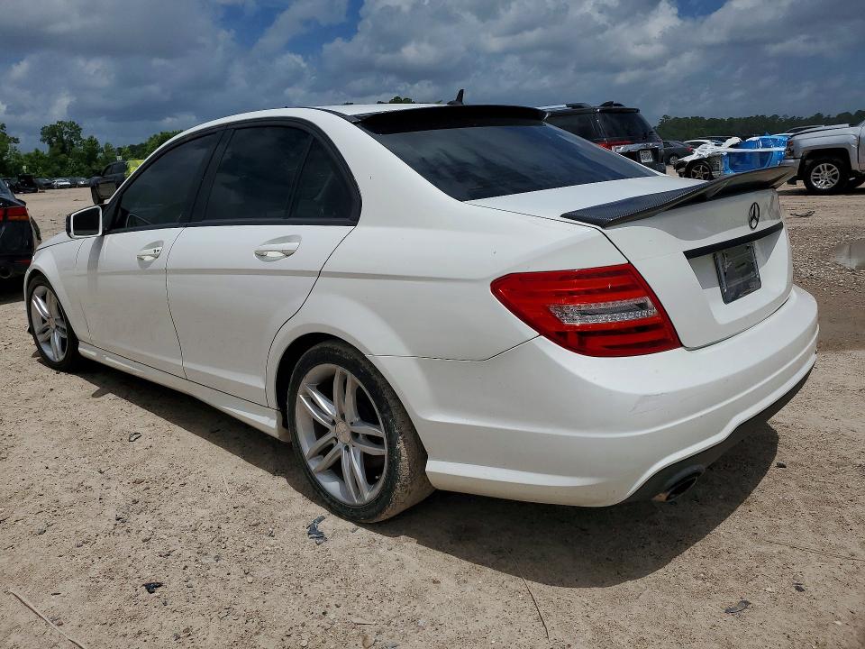 Продажа на аукционе авто 2013 Mercedes-benz C, vin: WDDGF4HB6DR287619, номер лота: 56663086