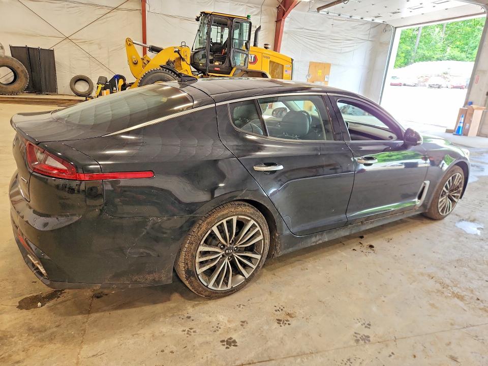 Продажа на аукционе авто 2018 Kia Stinger, vin: KNAE25LA4J6017042, номер лота: 58389096
