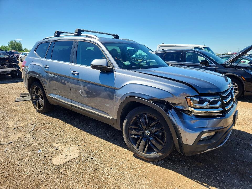 56371386 :رقم المزاد ، 1V2MR2CA1JC514932 vin ، 2018 Volkswagen Atlas مزاد بيع