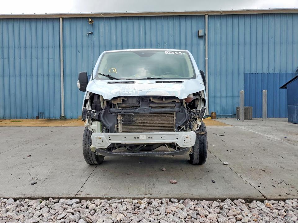 59020526 :رقم المزاد ، 1FTYR1ZMXGKA33977 vin ، 2016 Ford Transit مزاد بيع