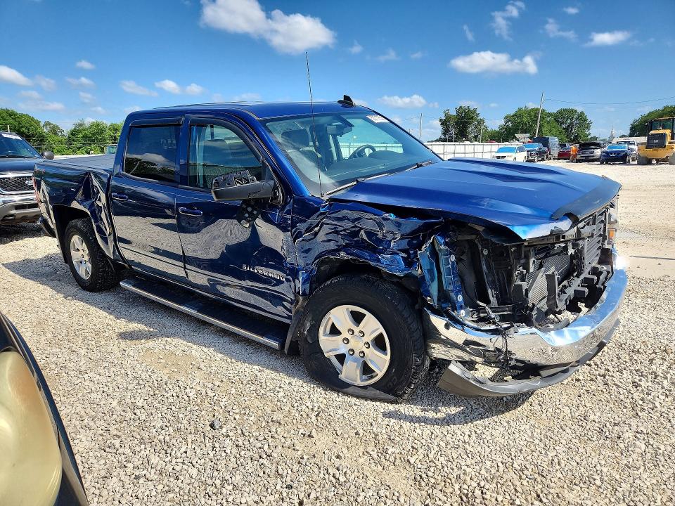 Продажа на аукционе авто 2017 Chevrolet Silverado, vin: 3GCUKREC3HG131417, номер лота: 56717656