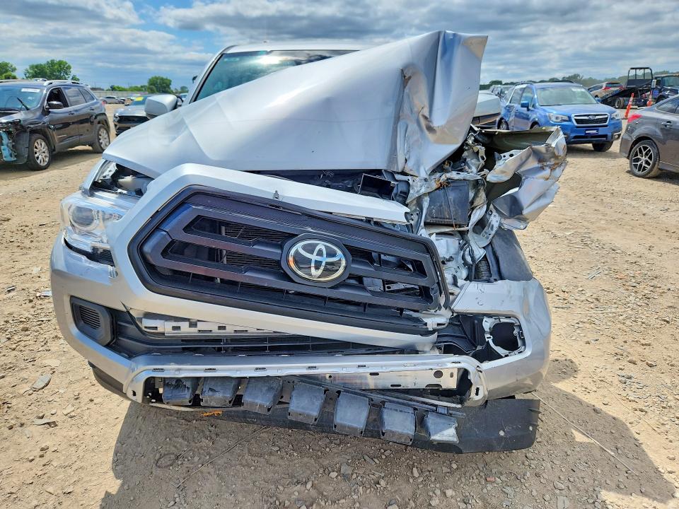 Продаж на аукціоні авто 2022 Toyota Tacoma, vin: 3TMCZ5AN1NM468821, номер лоту: 58100986