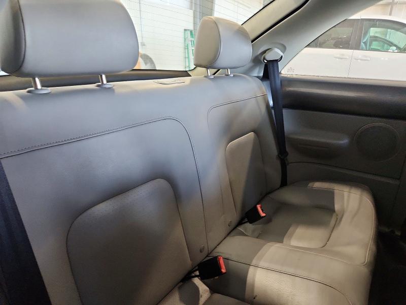 2006 Volkswagen New Beetle მანქანა იყიდება აუქციონზე, vin: 3VWRG31C06M422317, აუქციონის ნომერი: 55601506