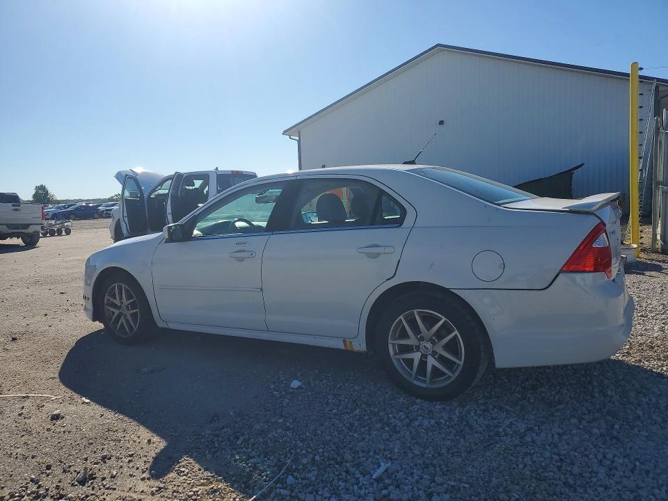 56934186 :رقم المزاد ، 3FAHP0JA8CR132424 vin ، 2012 Ford Fusion مزاد بيع