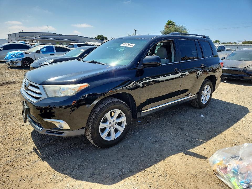 58845816 :رقم المزاد ، 5TDBK3EH3DS237474 vin ، 2013 Toyota Highlander مزاد بيع