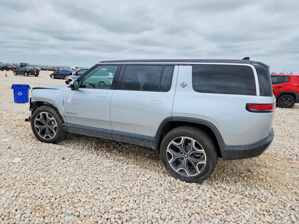 55940716 :رقم المزاد ، 7PDSGBBA2SN052850 vin ، 2025 Rivian R1s مزاد بيع