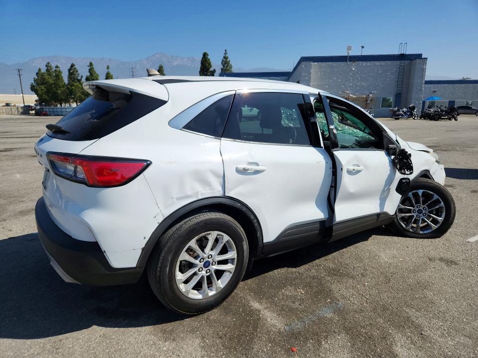 Продаж на аукціоні авто 2022 Ford Escape, vin: 1FMCU0G6XNUB56019, номер лоту: 57871636