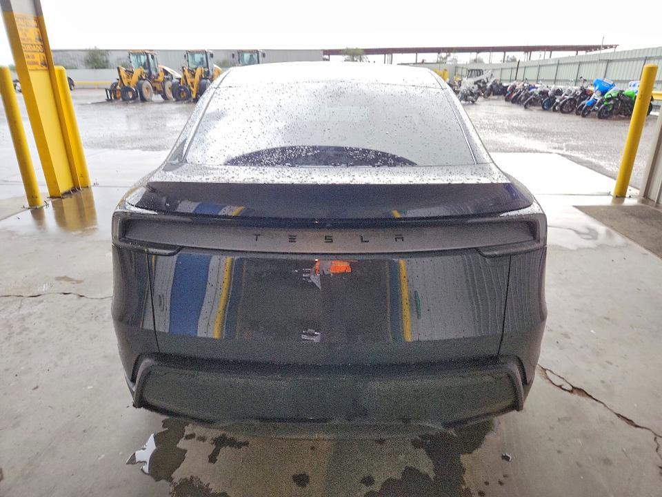 57183786 :رقم المزاد ، 7SAYGDED2TF643475 vin ، 2026 Tesla Model Y مزاد بيع