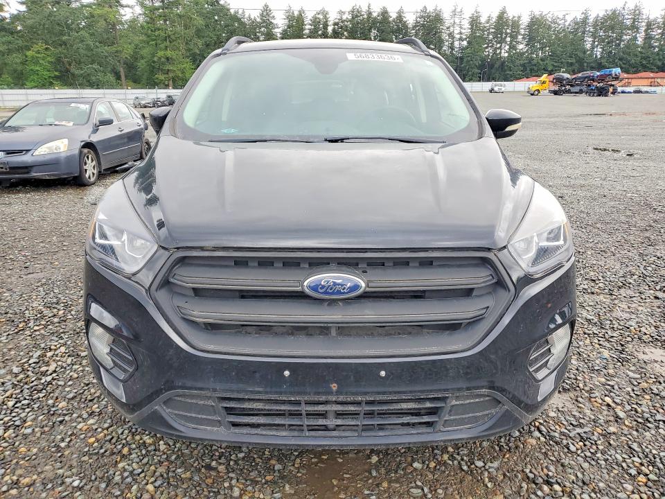 Продажа на аукционе авто 2017 Ford Escape, vin: 1FMCU9JD8HUD54405, номер лота: 56833636