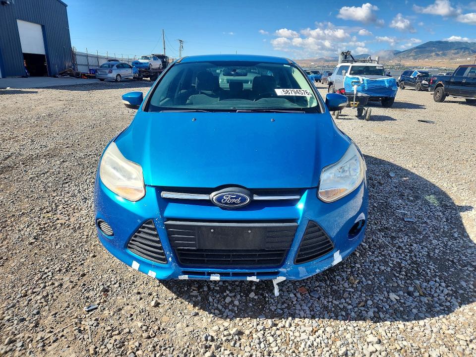 2013 Ford Focus მანქანა იყიდება აუქციონზე, vin: 1FADP3F23DL372644, აუქციონის ნომერი: 58794576