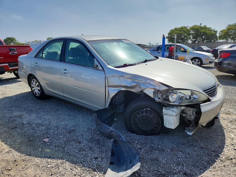 55362066 :رقم المزاد ، 4T1BE32K65U028357 vin ، 2005 Toyota Camry مزاد بيع