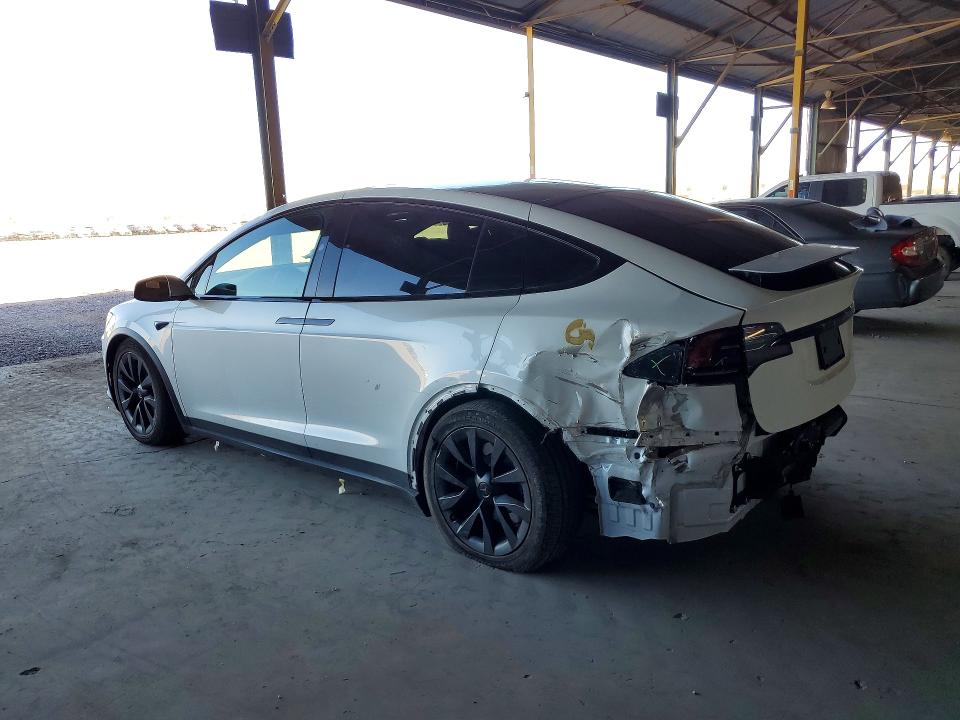 57268176 :رقم المزاد ، 7SAXCBE51PF385766 vin ، 2023 Tesla Model X مزاد بيع