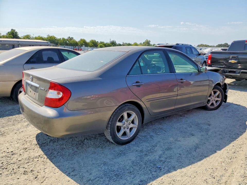 58204346 :رقم المزاد ، 4T1BE32K94U940902 vin ، 2004 Toyota Camry مزاد بيع