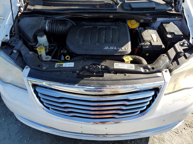 2014 Chrysler Town & Country მანქანა იყიდება აუქციონზე, vin: 2C4RC1BG2ER448557, აუქციონის ნომერი: 55601446