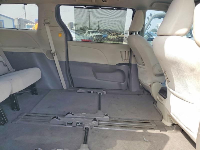 Продаж на аукціоні авто 2011 Toyota Sienna, vin: 5TDKK3DC8BS046488, номер лоту: 56350606